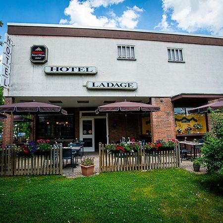 Hotel Ladage Frankfurt am Main Exteriör bild